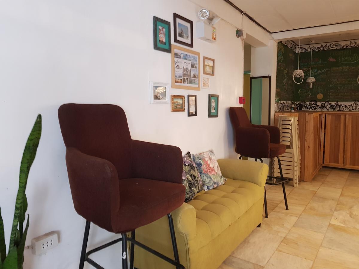 Go Surfari House Hostel Балер Екстериор снимка