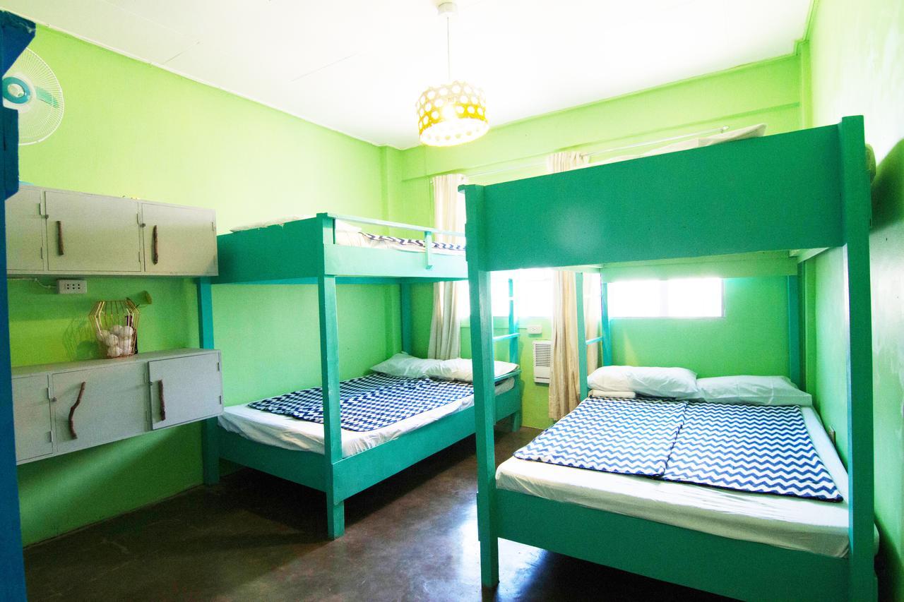 Go Surfari House Hostel Балер Екстериор снимка